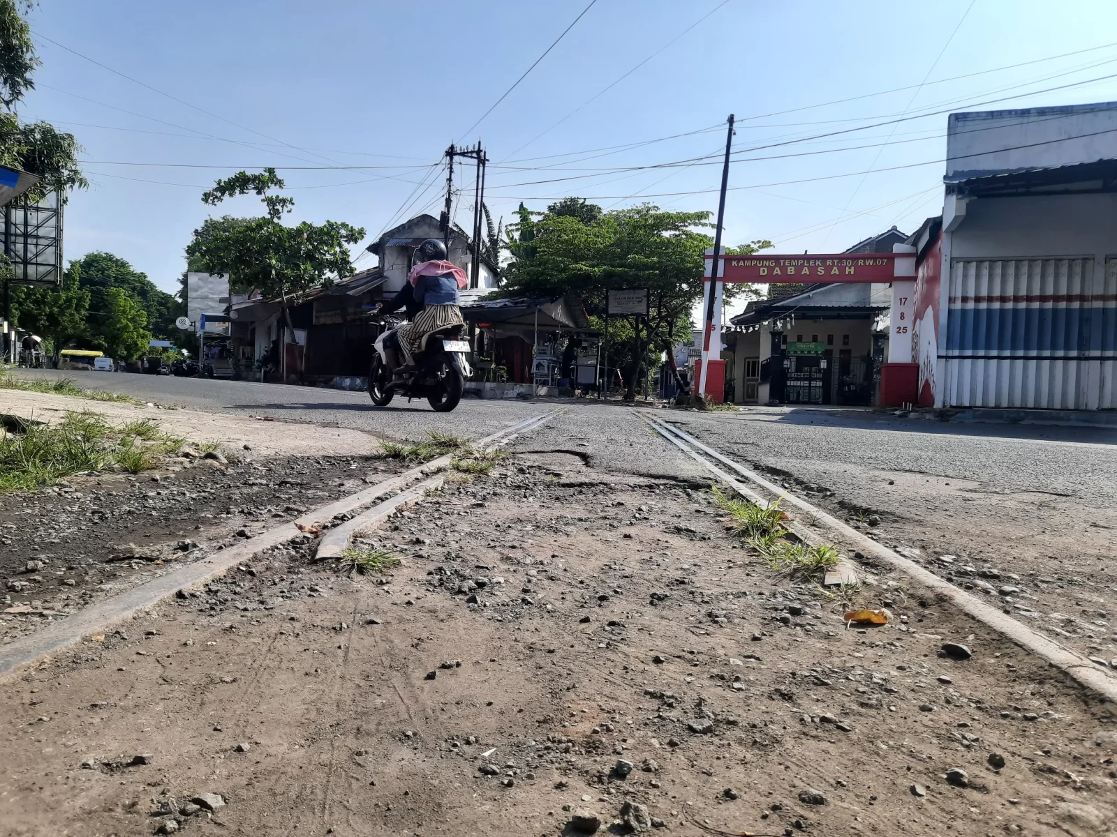 Reaktivasi Jalur Kereta Jember–Panarukan: Bondowoso Hadapi Tantangan Lahan dan Infrastruktur.